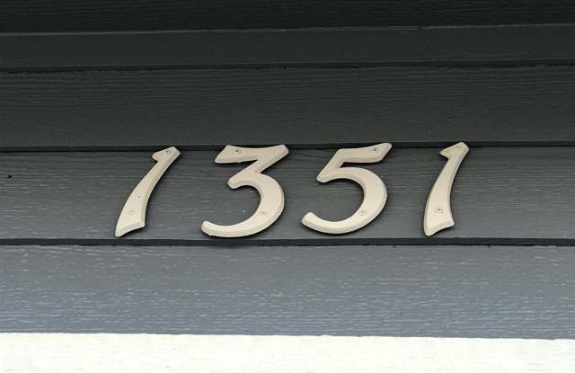 1351 E Longhorn Dr Gallery 2