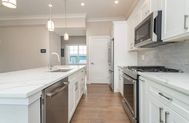 Charming 4 Bedroom-No Broker Fee photos photos Charming 4 Bedroom-No Broker Fee photos photos
