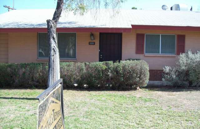 Spacious 3-Bedroom Home in Tempe photos photos