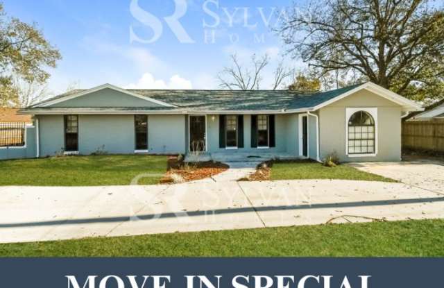 1465 Gifford Avenue - 1465 Gifford Avenue, Lakeside, FL 32065