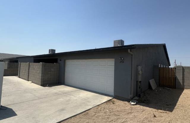 2531 East Broadway Road photos photos