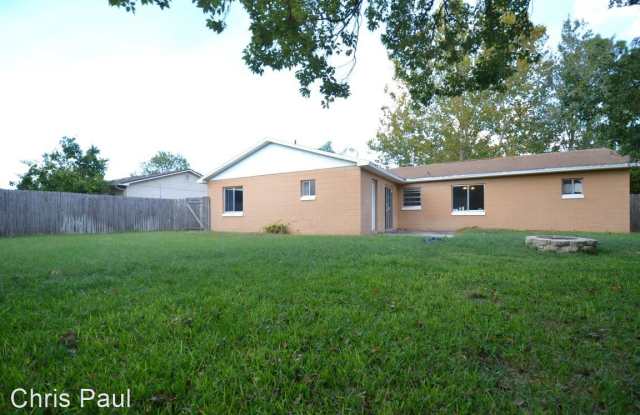 617 Grovewood Ave Gallery 3