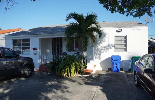 61 SW 58th Ct photos photos