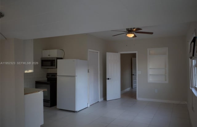 43 SW 11th St photos photos