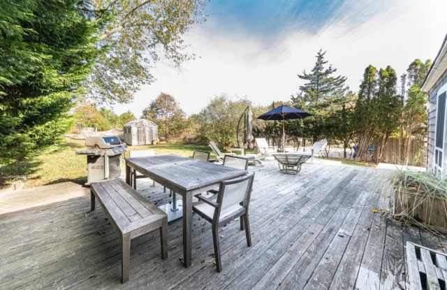 17 Beach Avenue photos photos