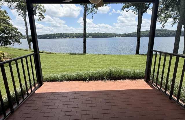 4336 Lakeshore Lane Gallery 3