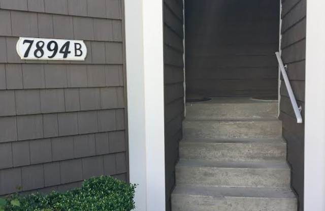 7894 Mayfair Cir Unit B Gallery 2