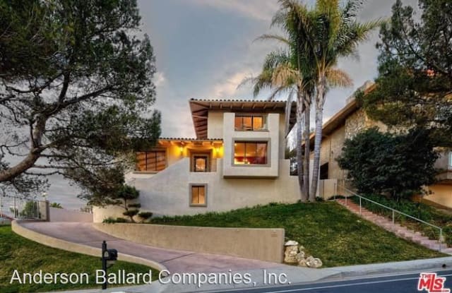 1305 Via Romero - 1305 Vía Romero, Palos Verdes Estates, CA 90274