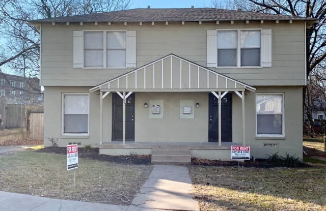 309 N Oak Cliff BLVD - 309 N Oak Cliff Blvd, Dallas, TX 75208