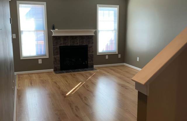 3 Bedroom / 2.5 Bath Condo Johnson City, TN - 149 Bentley Parc, Johnson City, TN 37615