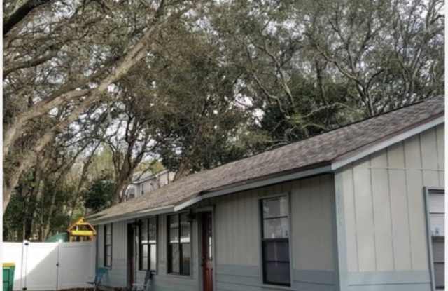 1788 Poinsettia Ave Gallery 1