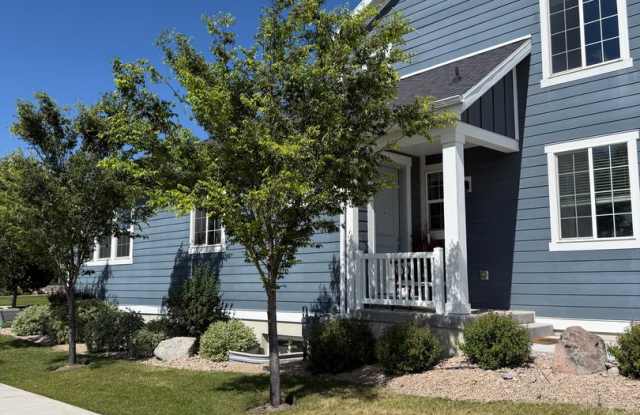 Beautiful 4-Bedroom Home in Lehi - Plenty of Storage! photos photos