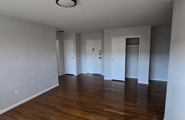 458 Lincoln AveApt C2 photos photos