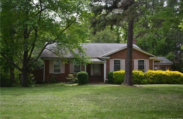 8800 Nottoway Drive - 8800 Nottoway Drive, Charlotte, NC 28213