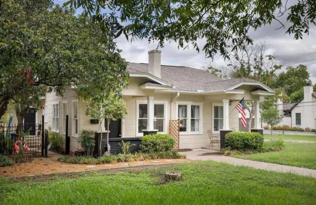 2021 Ashland Avenue - 2021 Ashland Avenue, Fort Worth, TX 76107