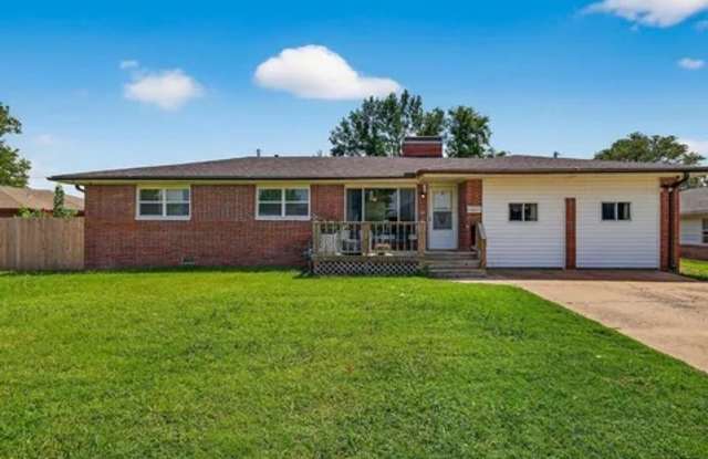 3615 Utah Avenue - 3615 Utah Avenue, Bartlesville, OK 74006