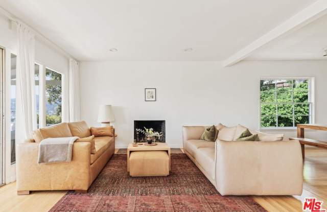 3915 Clayton Ave photos photos
