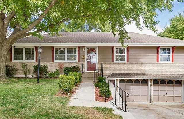 15402 E 37th Terrace S - 15402 East 37th Terrace South, Independence, MO 64055