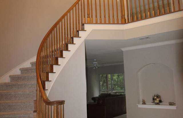 6500 Winterberry Drive Gallery 2