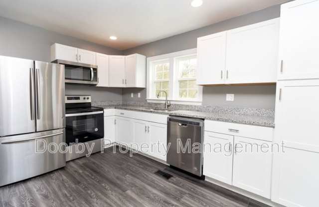 2408 Crescent Club Dr. photos photos