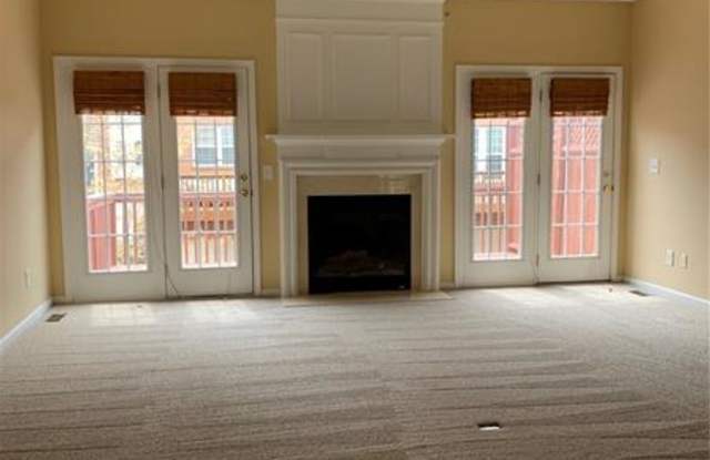 2835 Loftview Square Gallery 4