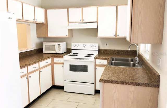 1320 TWILRIDGE PLACE Gallery 4