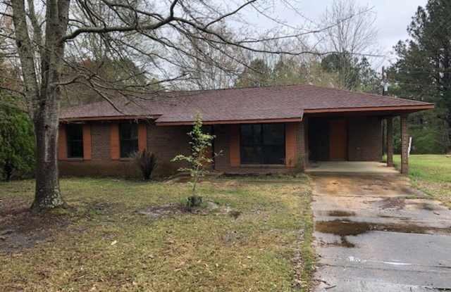 Renovated 3 Bedroom 1 Bath Home on 1 Acre for Rent! - 1489 State Park Road, Lee County, MS 38857
