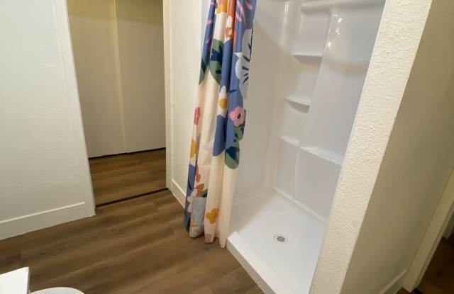 3673 Spruce Avenue - 3 Gallery 2