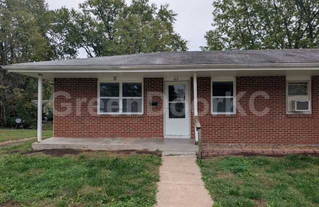 413 Holiday Drive Gallery 1