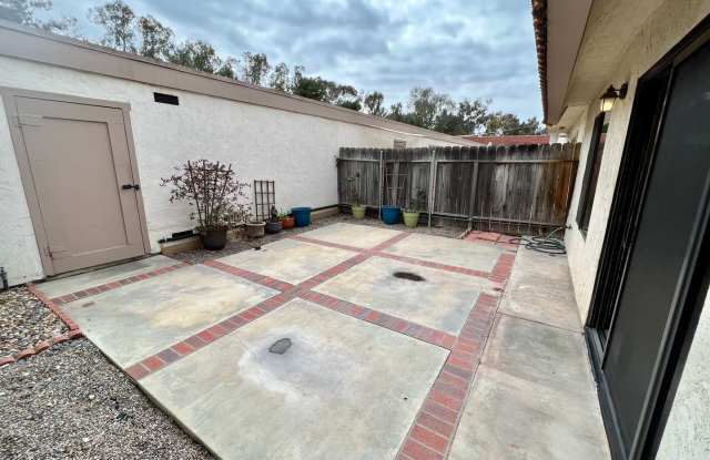 Tanglewood 3 Bedroom, Corner Unit-Single Story Gallery 3