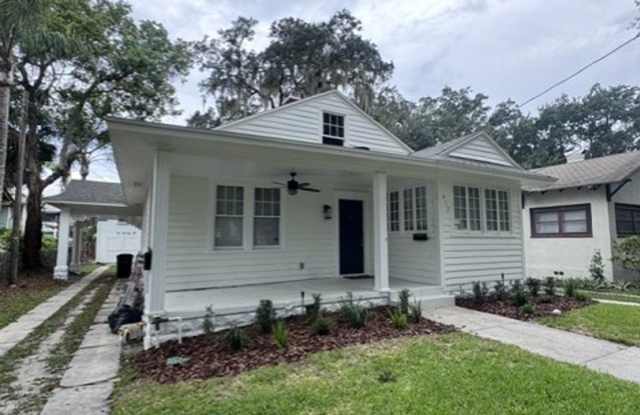 3/2 single family home in Historic Eola Heights district! Gallery 4