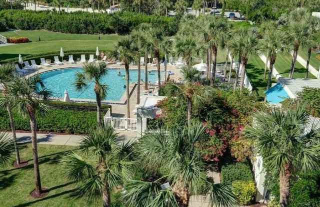 2105 GULF OF MEXICO Drive Gallery 1