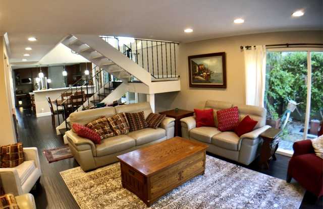 303 Vista Trucha - 303 Vista Trucha, Newport Beach, CA 92660