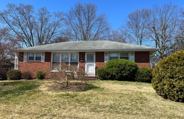 120 RIDGEWOOD AVENUE - 120 Ridgewood Avenue, Berlin, NJ 08009