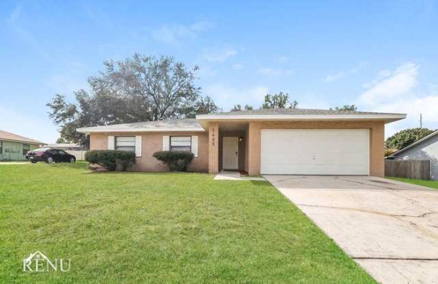 1405 Meadow Drive Northeast - 1405 Meadow Drive Northeast, Winter Haven, FL 33881