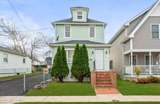11 Dewitt Avenue - 11 Dewitt Avenue, Asbury Park, NJ 07712