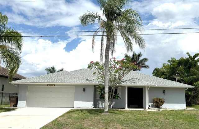 4029 SW 5th Place - 4029 Southwest 5th Place, Cape Coral, FL 33914