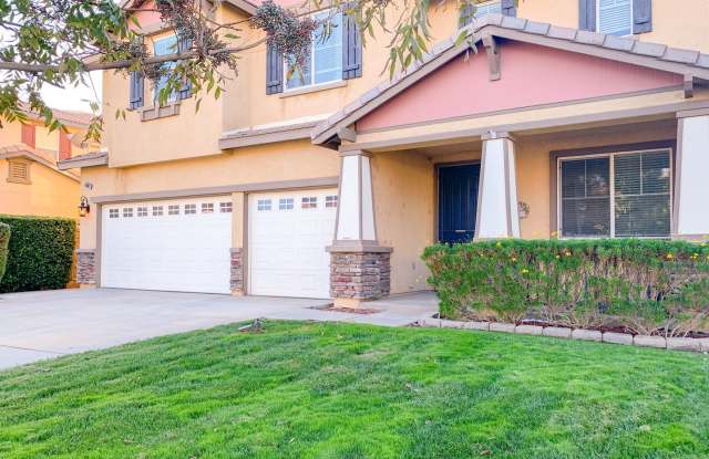 Large 5-Bedroom Home in the Heart of Lake Elsinore photos photos
