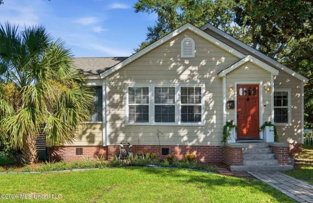 2216 Broadmoor Place Gallery 1