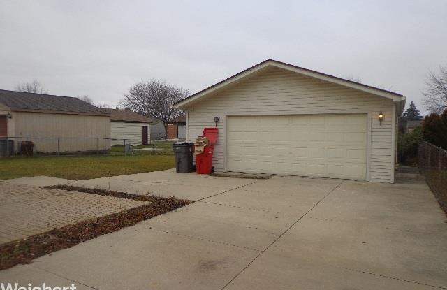 41991 Ehrke Drive Gallery 3