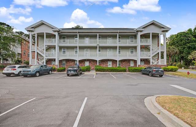 Condo in Arrowhead with brand new paint and carpet! photos photos