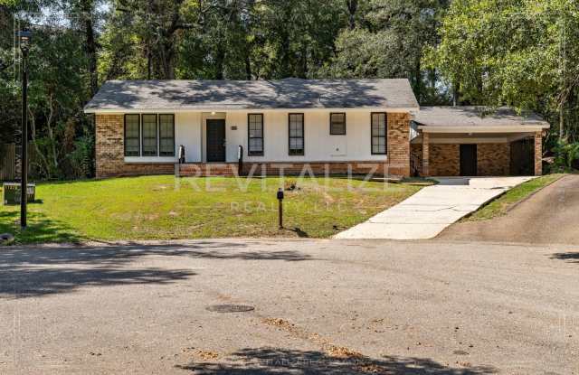 Beautifully Updated 4-Bedroom Home with Granite Kitchen  Sunroom Retreat! photos photos