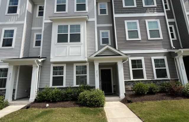 2527 Laurel Valley Way - 1 photos photos