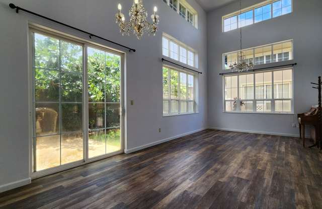 4 bedroom, 2.5 bath Single Family Home in Iwalani, Kapolei photos photos