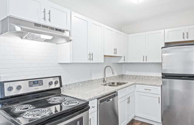 Georgian Oaks Apartments Gallery 1