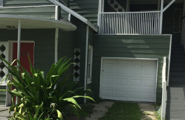 507 Phoenix Avenue - 507 Phoenix Avenue, Daytona Beach, FL 32118