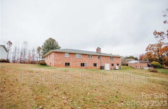 219 Ridge Rd Gallery 2