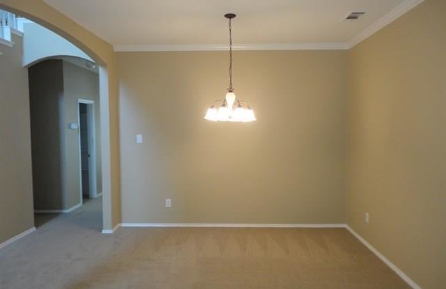 7036 Lindentree Lane Gallery 4