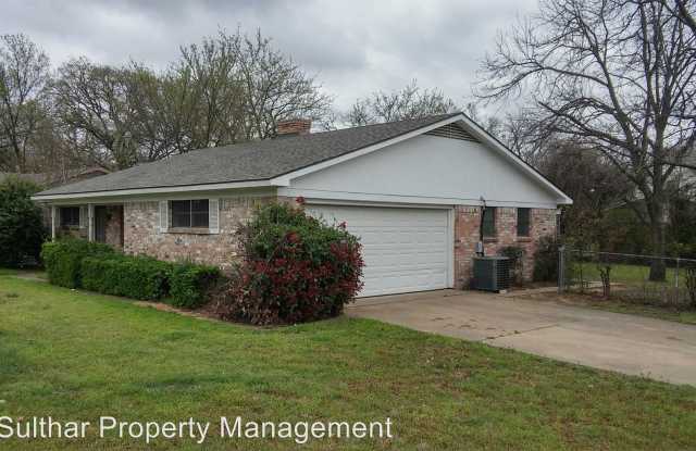 3700 Rough Creek Rd - 3700 Rough Creek Road, Forest Hill, TX 76140