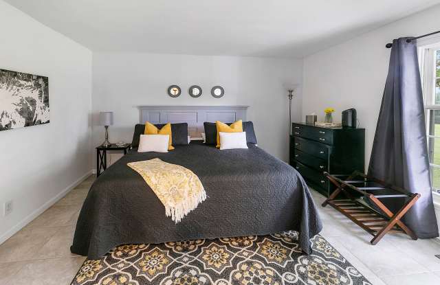 5267 Fountainhead Ln Room#1 photos photos 5267 Fountainhead Ln Room#1 photos photos